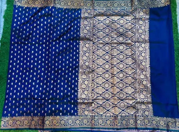 Soft quality Copper Silk Saree With Blouse piece - Image 2