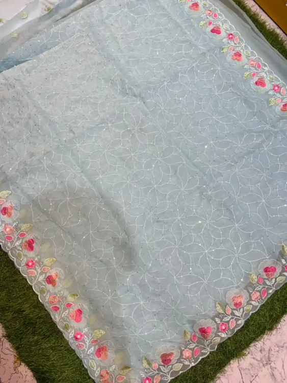 Soft quality Fendy Chiffon Party Wear Saree With Blouse piece