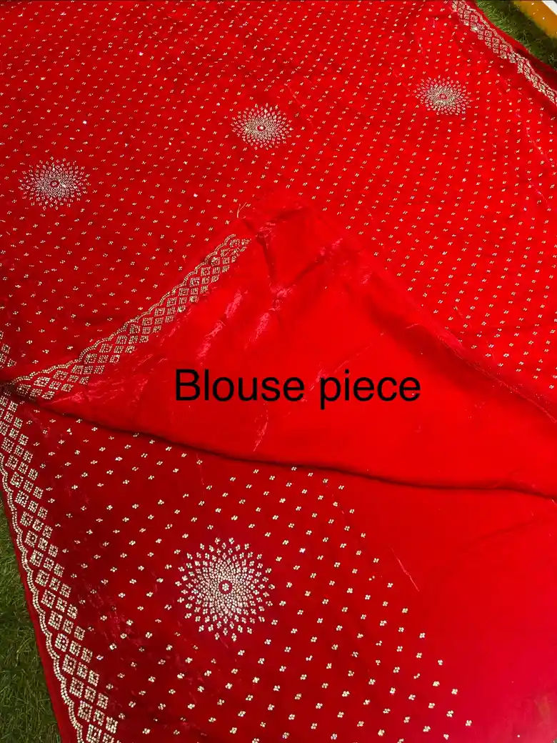 Premium quality Chiffon Party Wear Saree With Blouse piece - Image 4